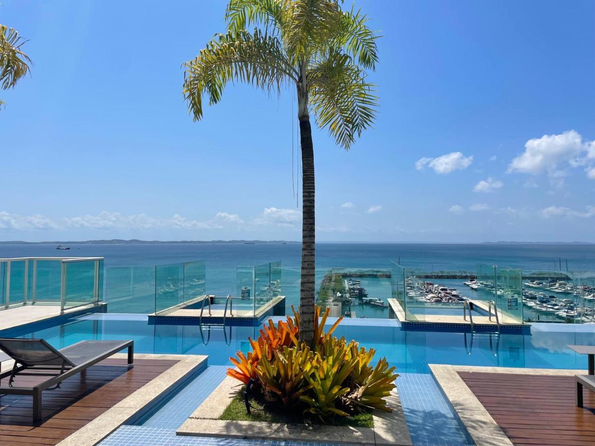 Cloc Marina Vista Mar P/ A Baia De Todos Os Santos Lejlighed Salvador Eksteriør billede