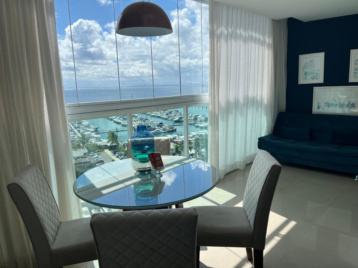 Cloc Marina Vista Mar P/ A Baia De Todos Os Santos Lejlighed Salvador Eksteriør billede