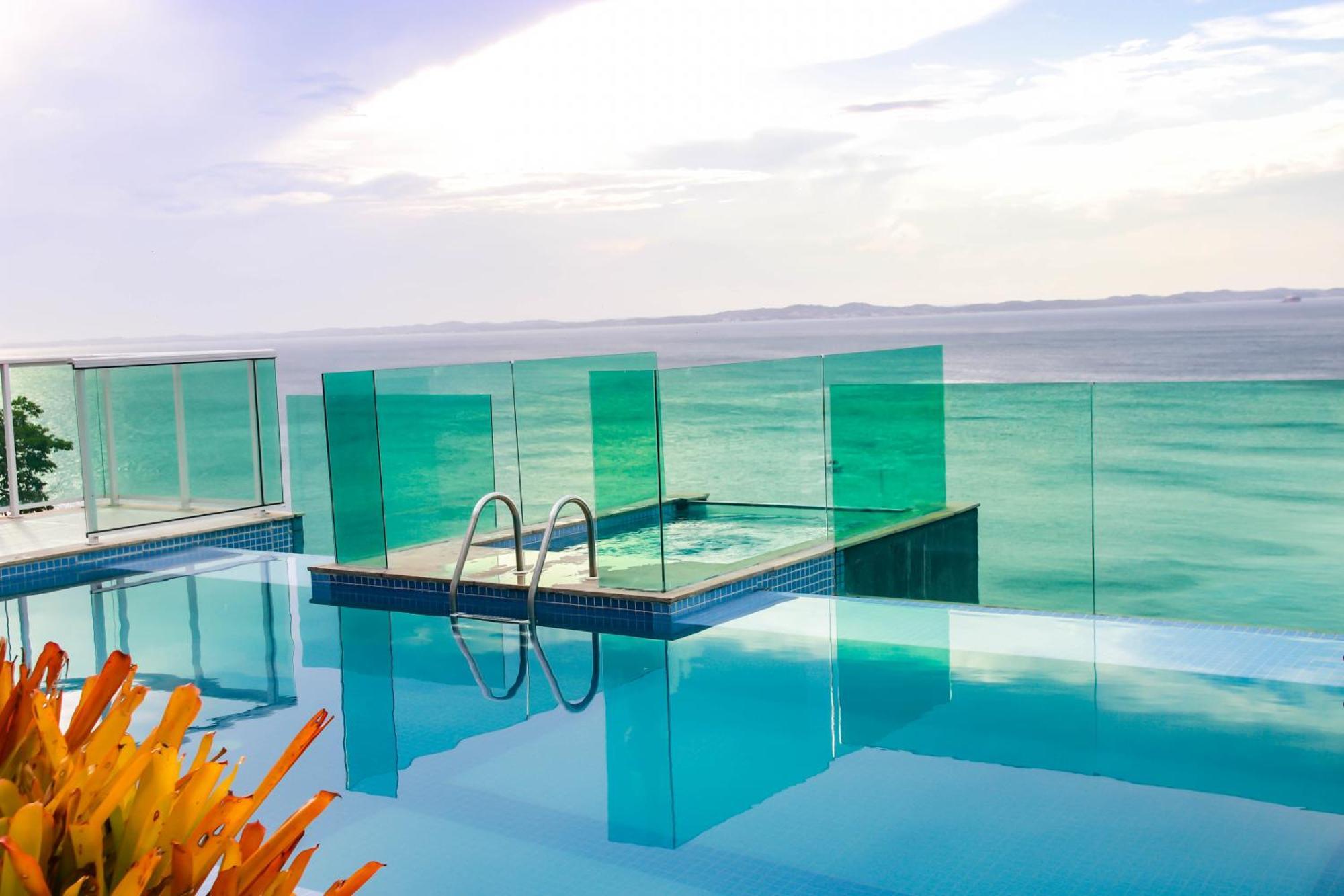 Cloc Marina Vista Mar P/ A Baia De Todos Os Santos Lejlighed Salvador Eksteriør billede